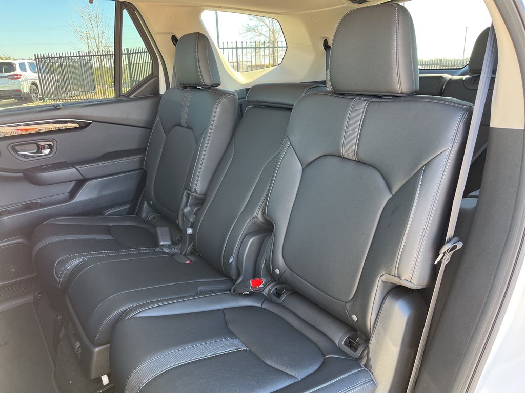 Thumbnail: 2026 Honda Pilot - 14