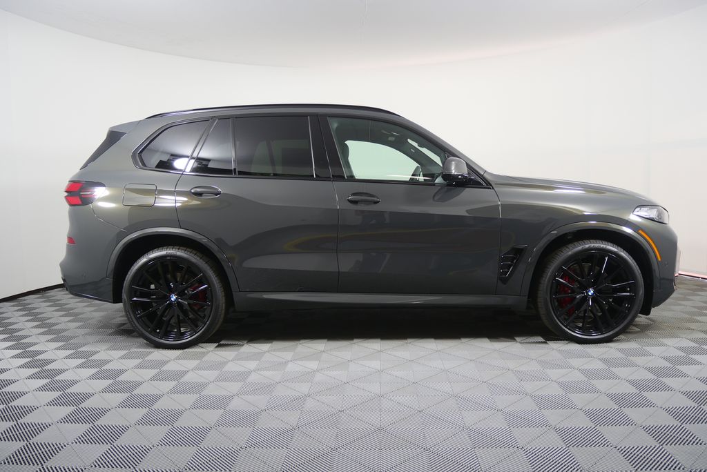Thumbnail: 2026 BMW X5 - 2