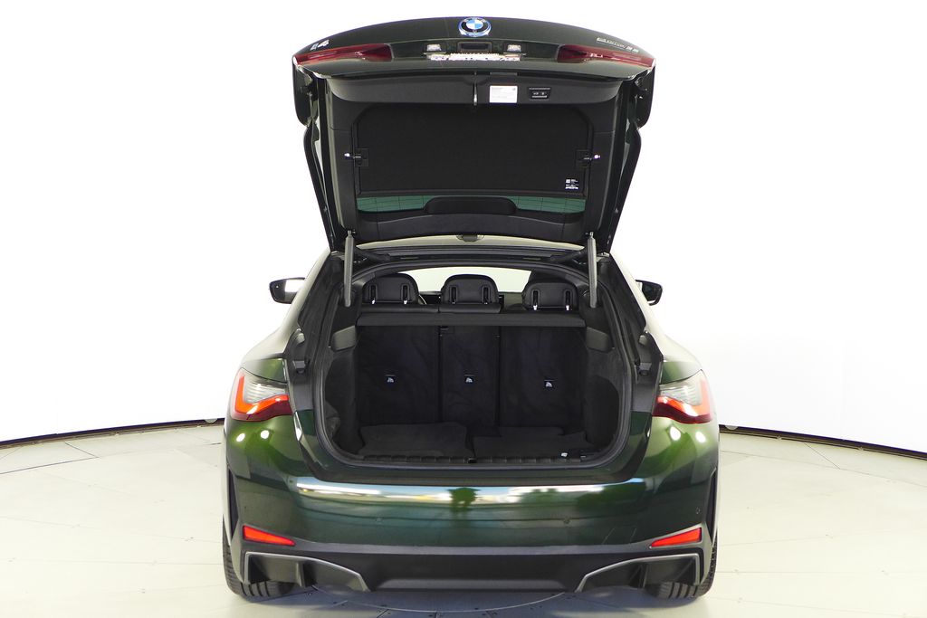 Thumbnail: 2023 BMW i4 - 10