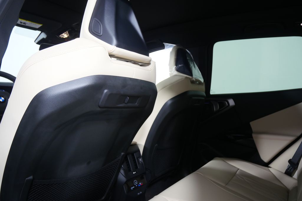 Thumbnail: 2026 BMW X3 - 17