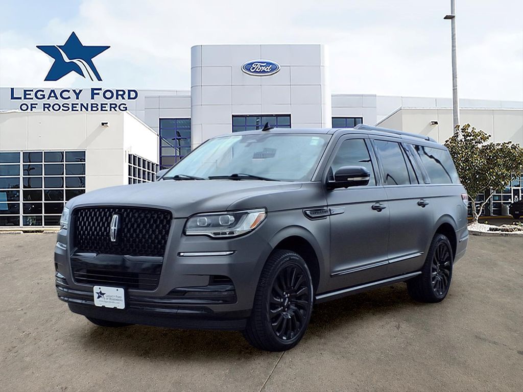 2024 Lincoln Navigator L Black Label Gray at Wharton Ford