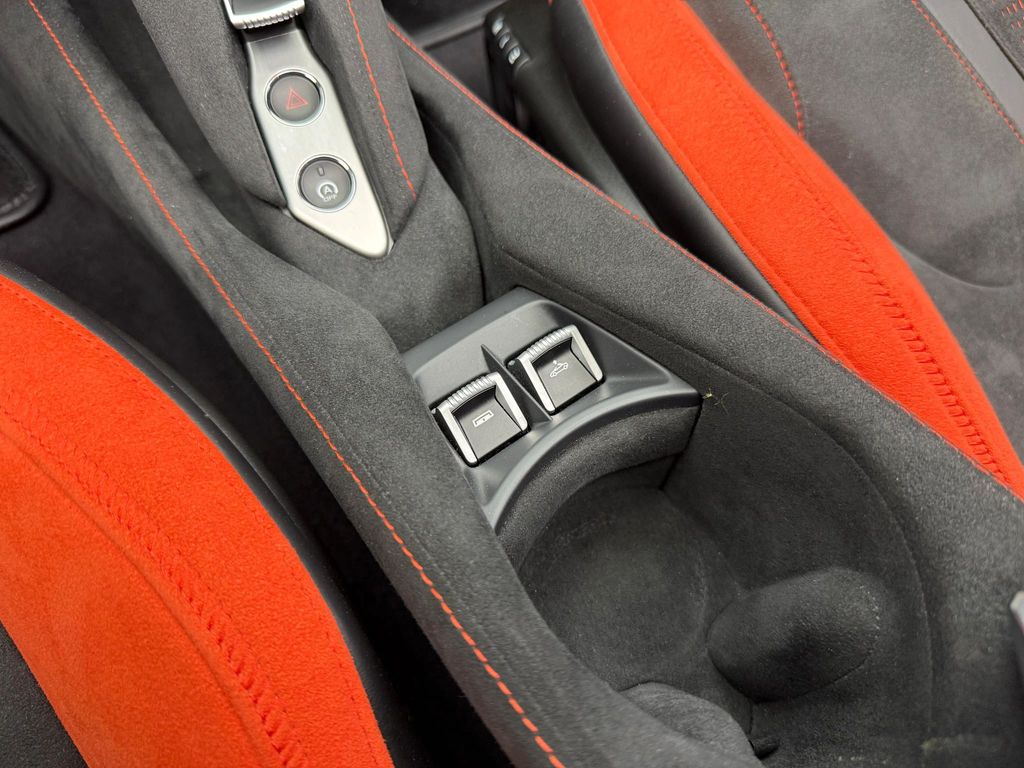 2024 McLaren 750S