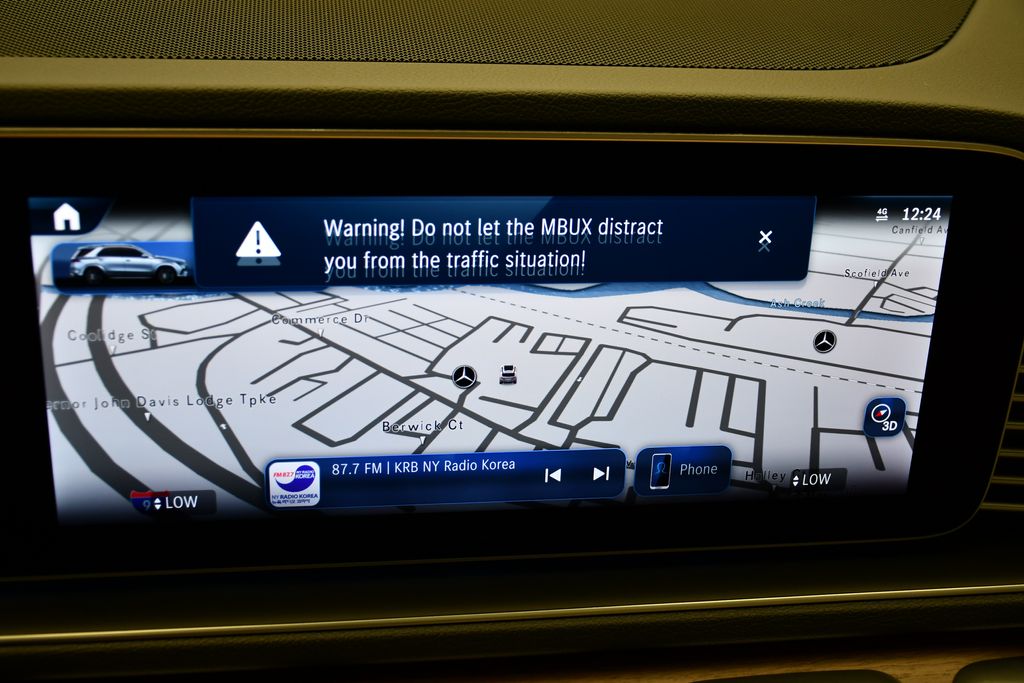 Thumbnail: 2026 Mercedes-Benz GLE - 26