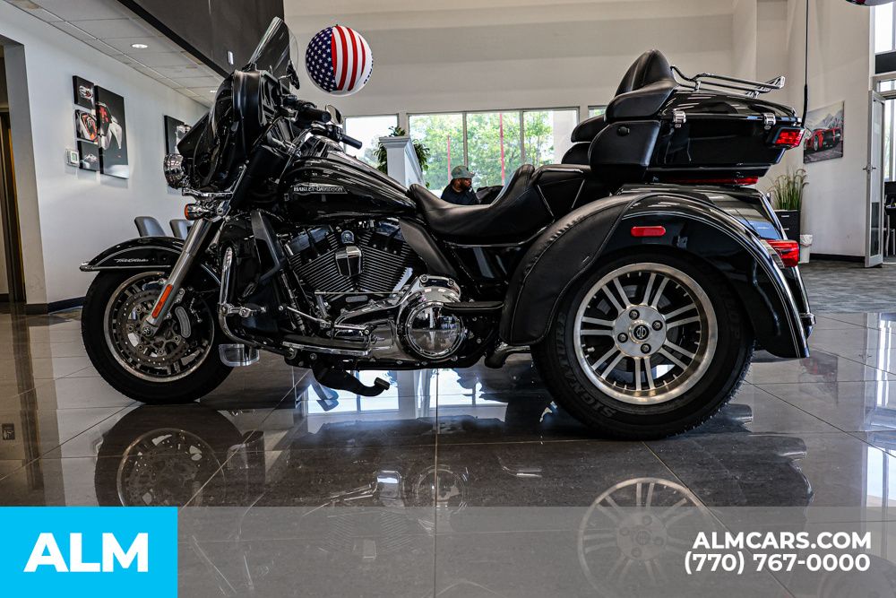 2016 Harley Davidson Tri Glide Ultra photo 4