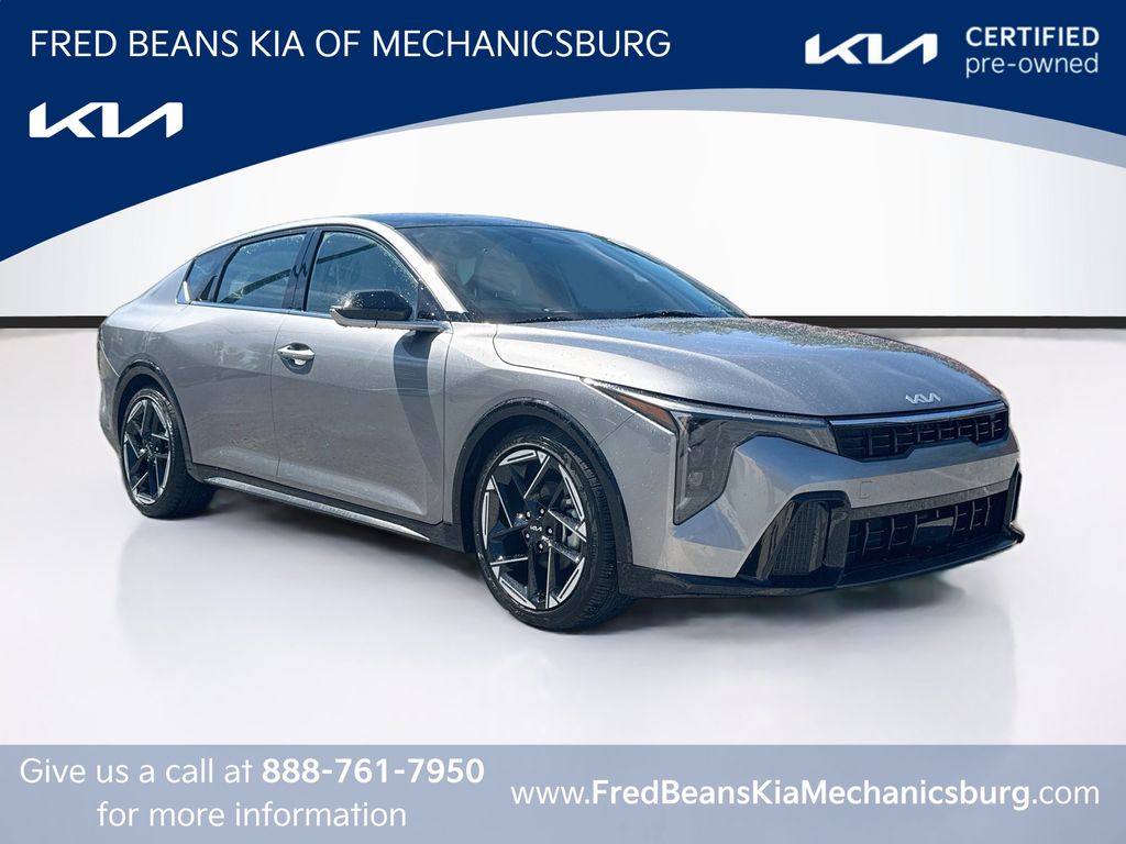 2025 Kia K4 Gris (Steel Gray) Sedán Tracción delantera Transmisión variable continua
