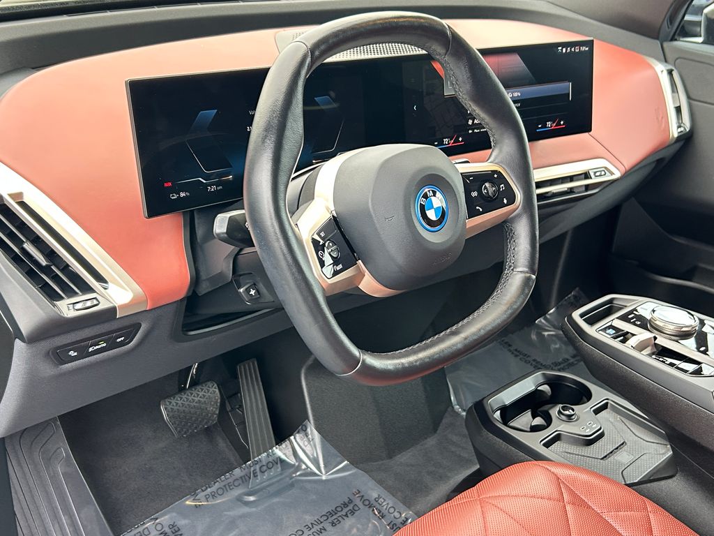 Thumbnail: 2023 BMW iX - 13