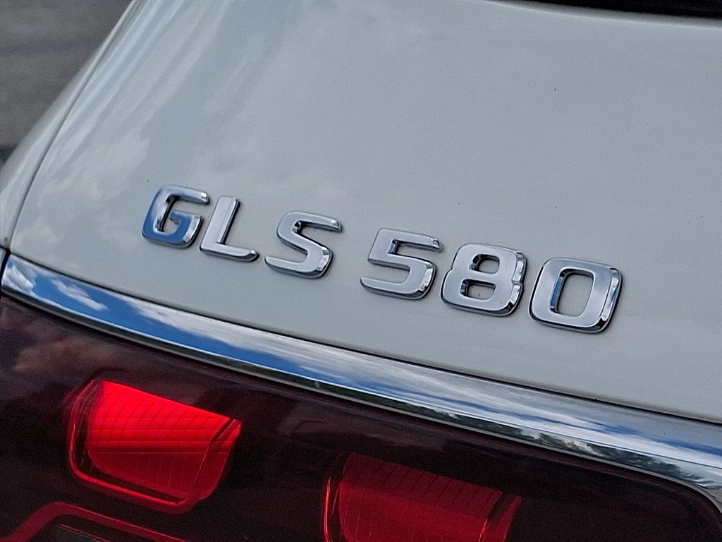 Thumbnail: 2024 Mercedes-Benz GLS - 31