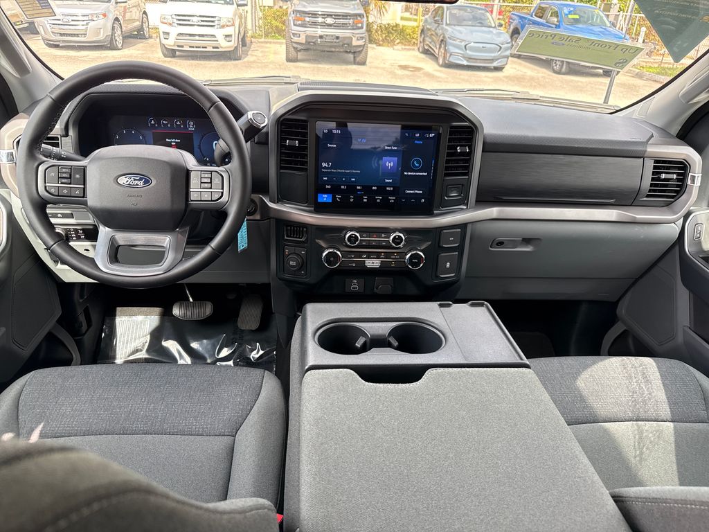 2025 Ford F-150 XLT - Photo 6