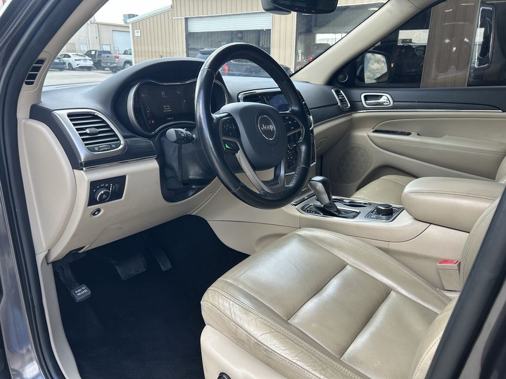 2021 Jeep Grand Cherokee Limited Gray at Mac Haik CDJR North Houston