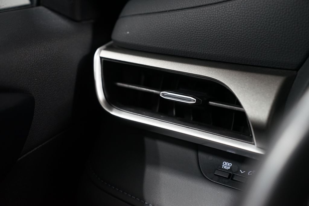 Thumbnail: 2024 Toyota Highlander - 24