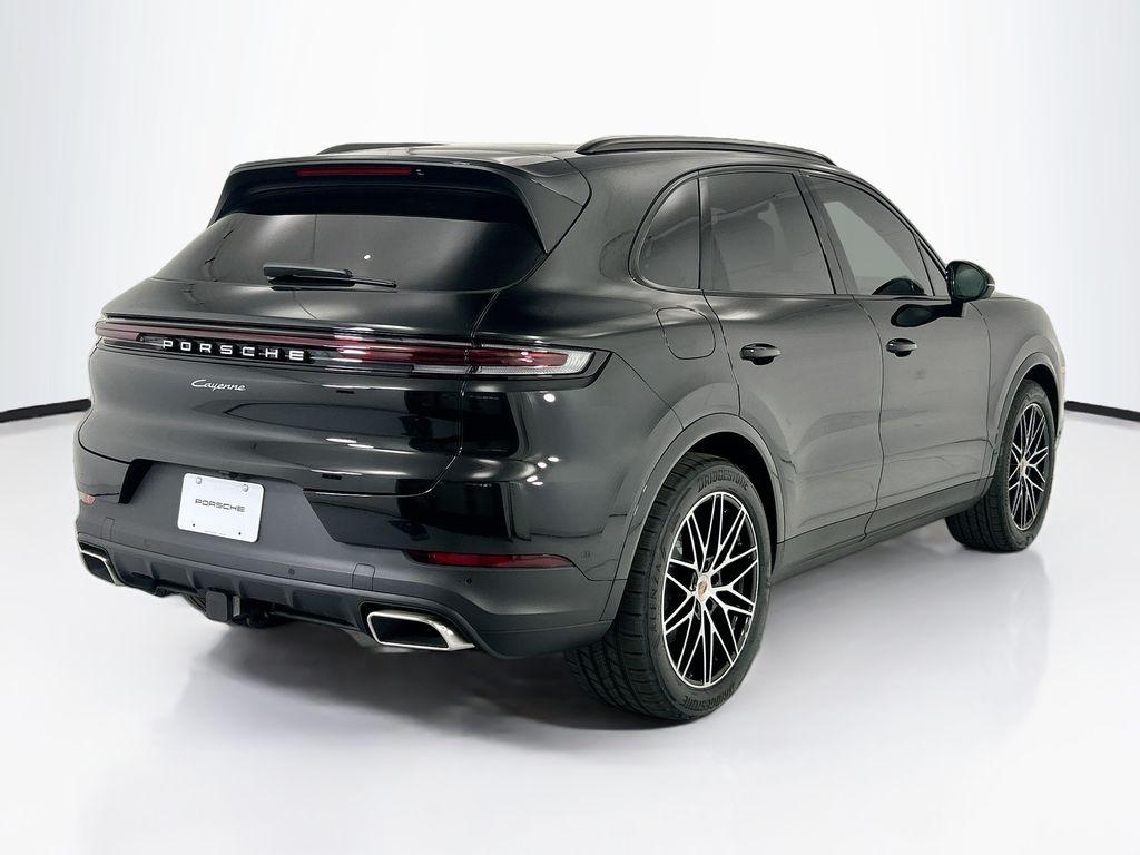 Thumbnail: 2026 Porsche Cayenne - 7