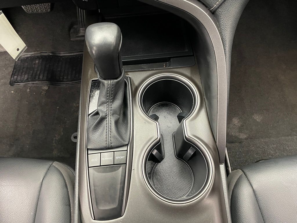 Thumbnail: 2023 Toyota Camry - 26