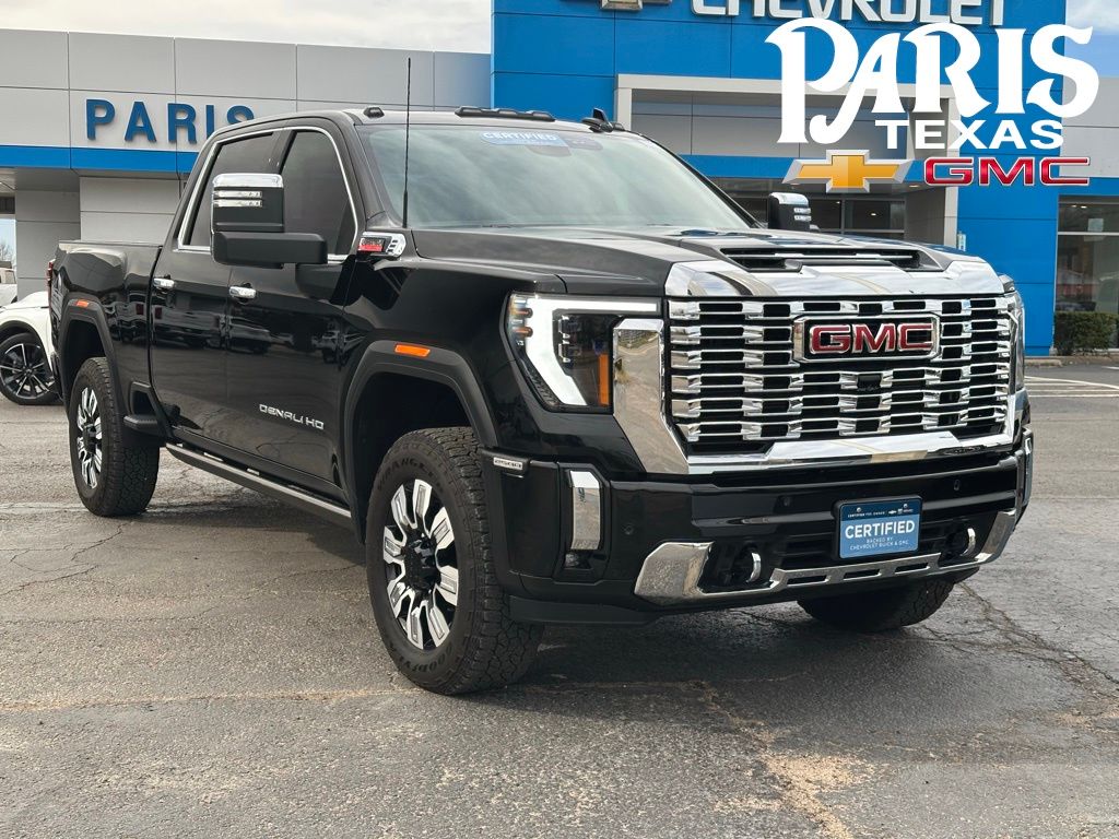2025 GMC Sierra 2500HD Denali Crew Cab 4WD
