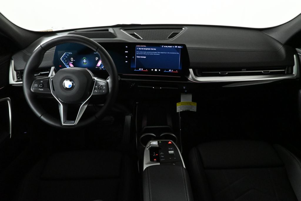 2025 BMW X2 xDrive28i 17