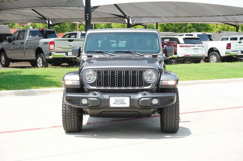 New Car 2025 Jeep Gladiator  Nighthawk For Sale Under $40,000 In Weatherford, Texas