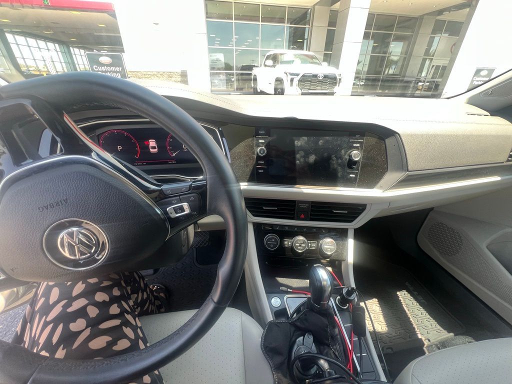 Thumbnail: 2019 Volkswagen Jetta - 12