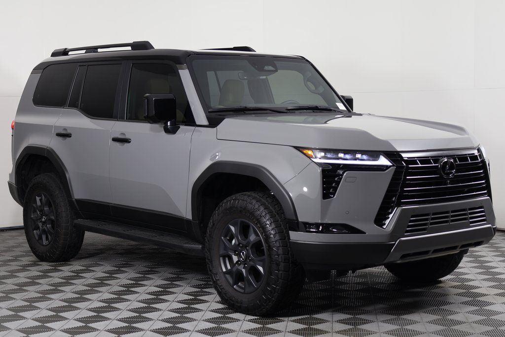 Thumbnail: 2025 Lexus GX - 3