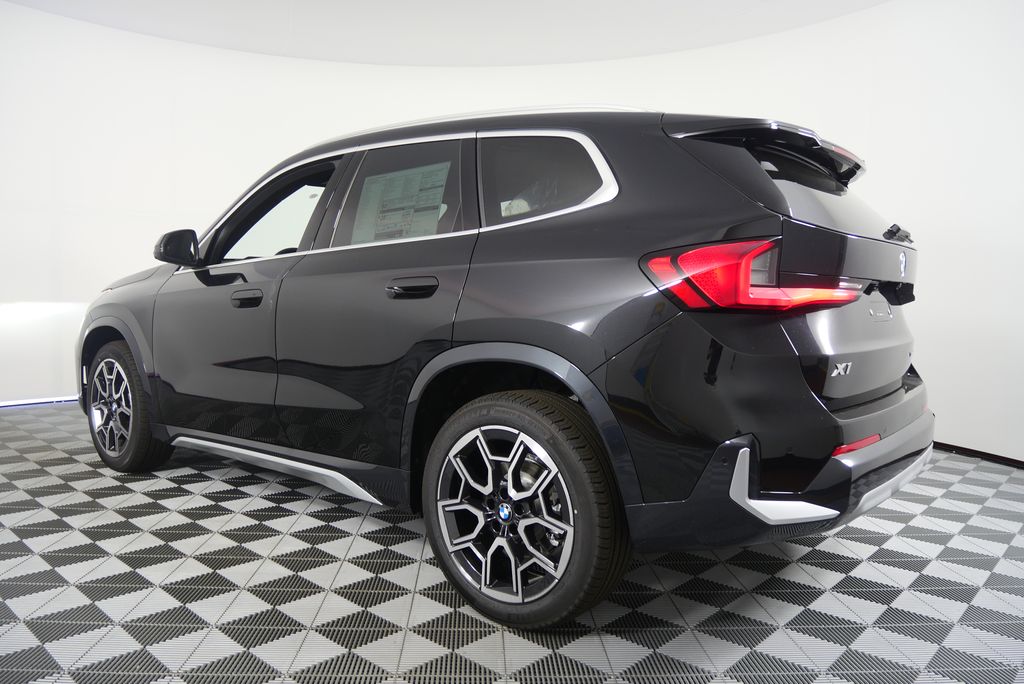 Thumbnail: 2025 BMW X1 - 5