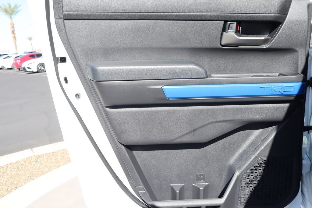 Thumbnail: 2025 Toyota Tacoma - 25