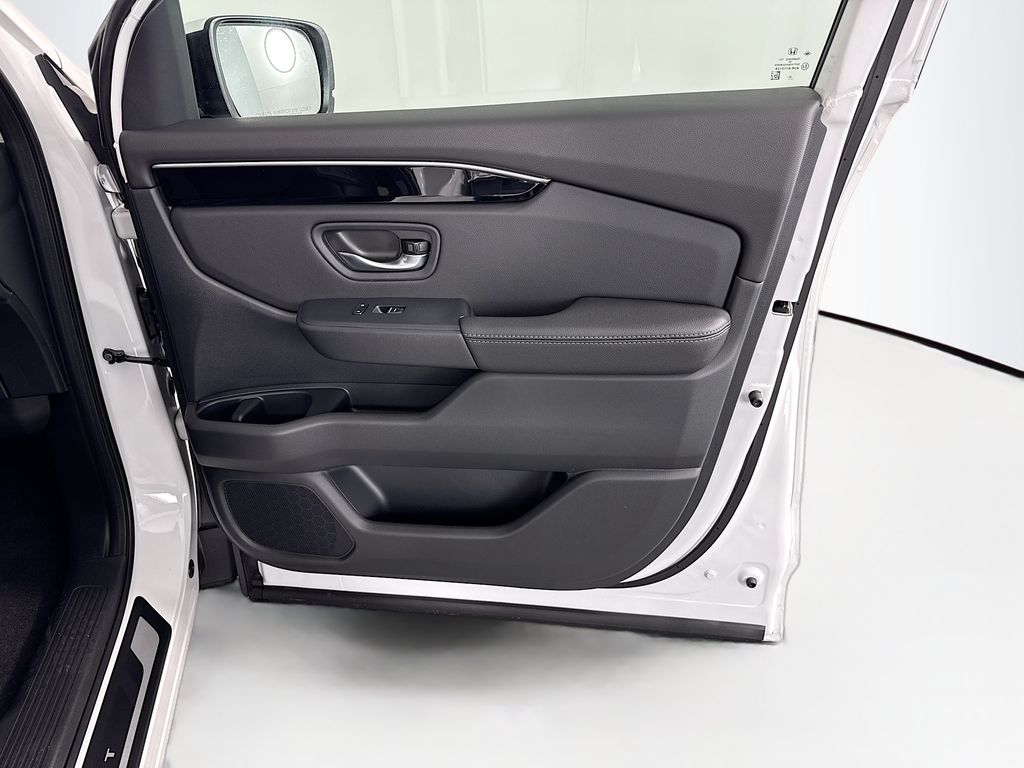 Thumbnail: 2026 Honda Pilot - 27