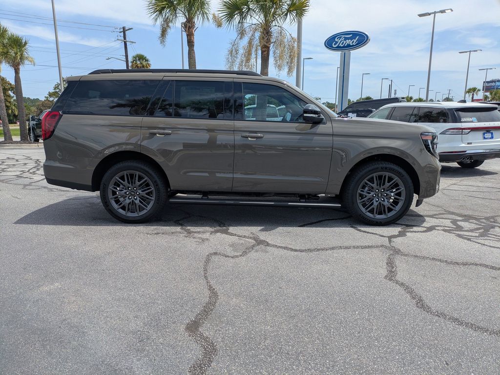 2027 Ford Expedition Platinum