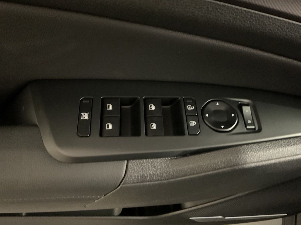 New 2026 Gray Kia EX image 8