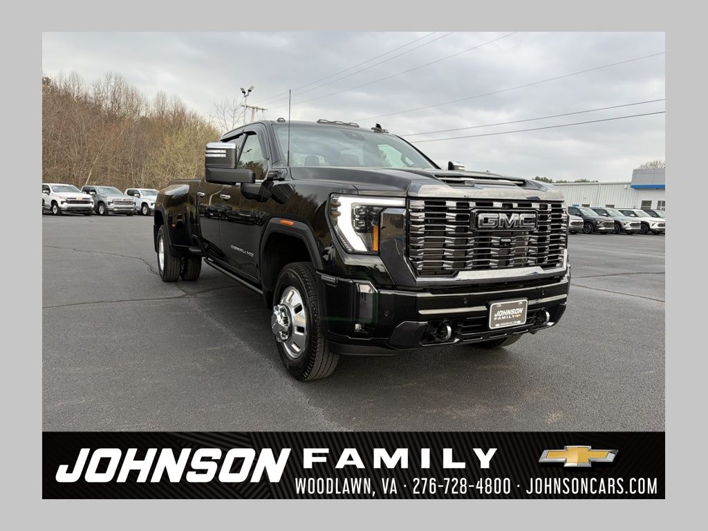 2024 GMC Sierra 3500HD Denali Ultimate Crew Cab 4WD