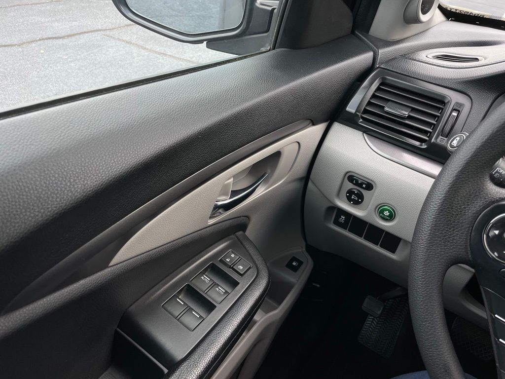 Thumbnail: 2018 Honda Pilot - 22