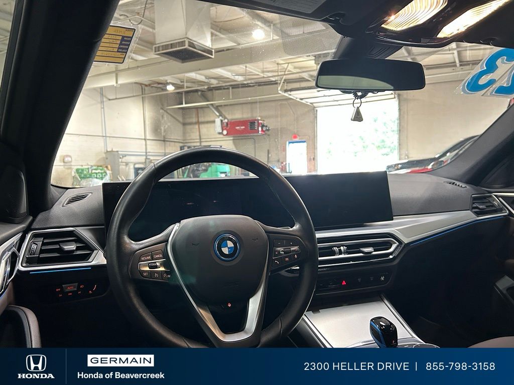Used 2023 Black BMW eDrive35 image 15