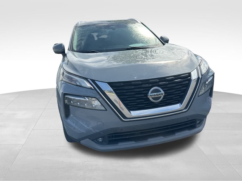 2021 Boulder Gray Pearl Nissan Rogue SL FWD SUV