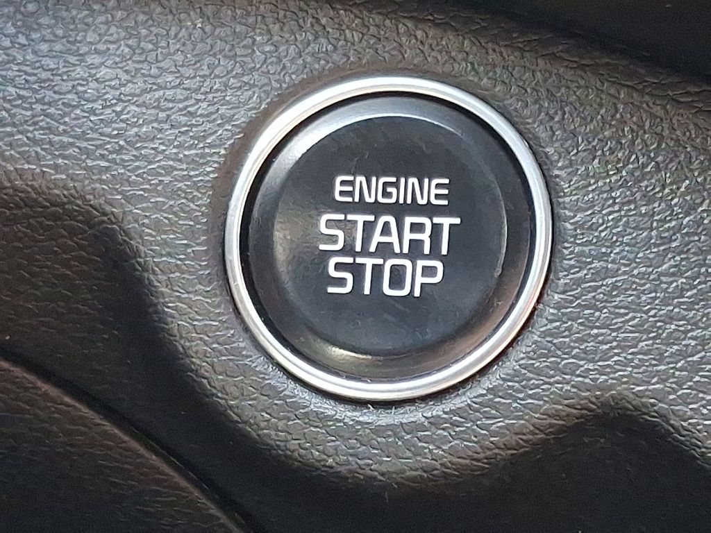 2022 Kia Forte GT-Line 23