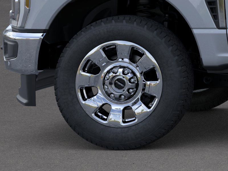 New 2026 Glacier Gray Metallic Tri-Coat Ford F-250® Lariat® image 19