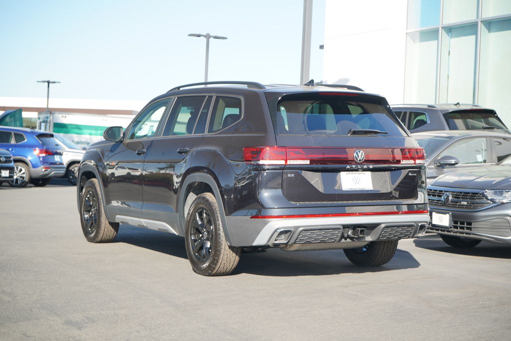 2025 Volkswagen Atlas  3