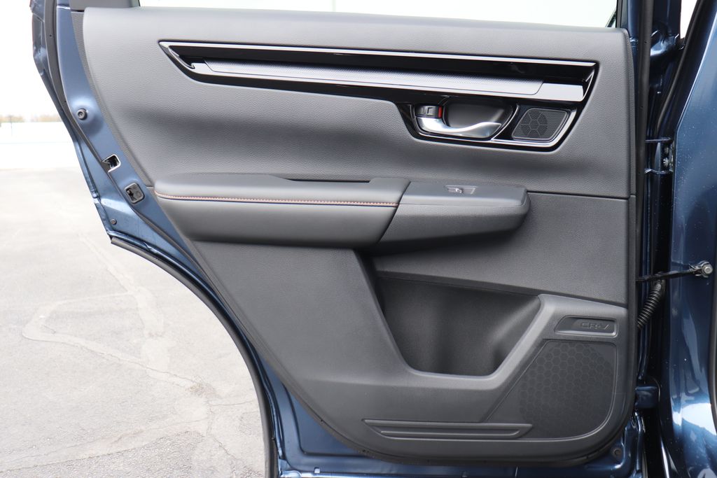 2025 Honda CR-V Sport Touring 11