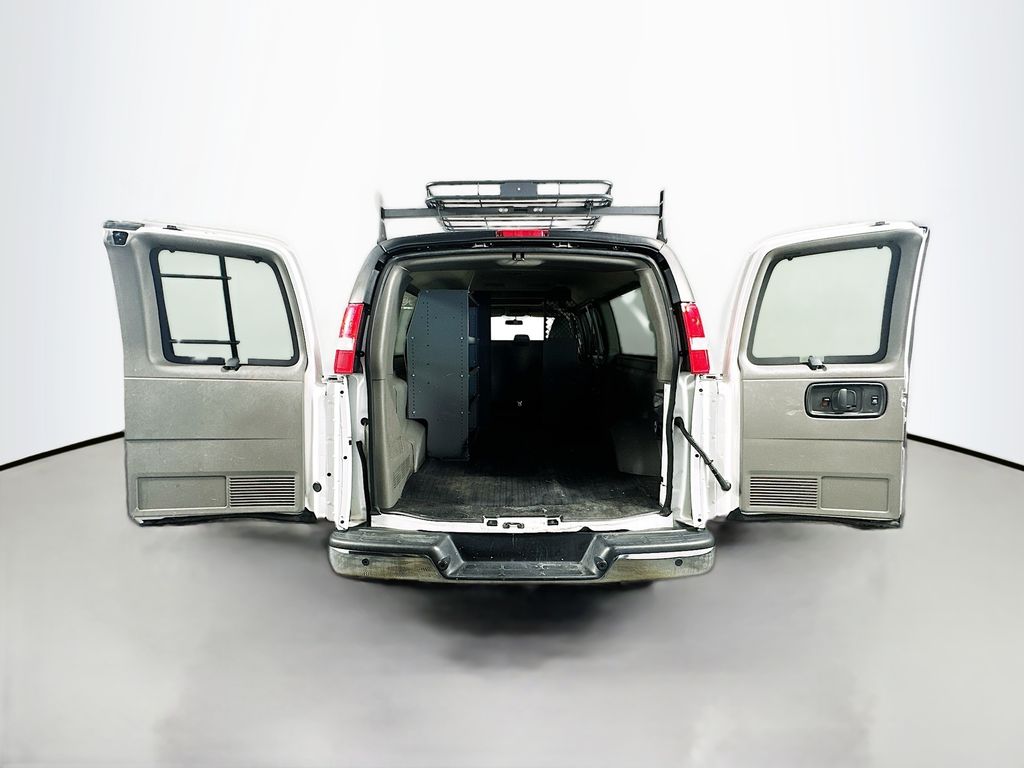 Used 2022 White Chevrolet Work Van image 28