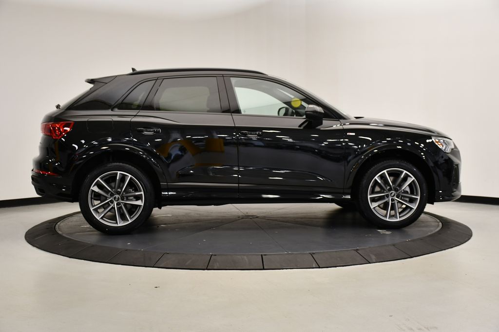 2025 Audi Q3  6