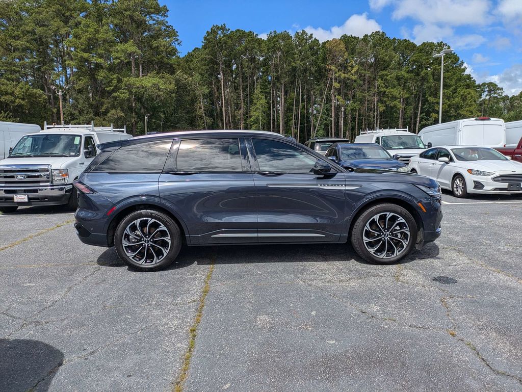 2024 Lincoln Nautilus Reserve