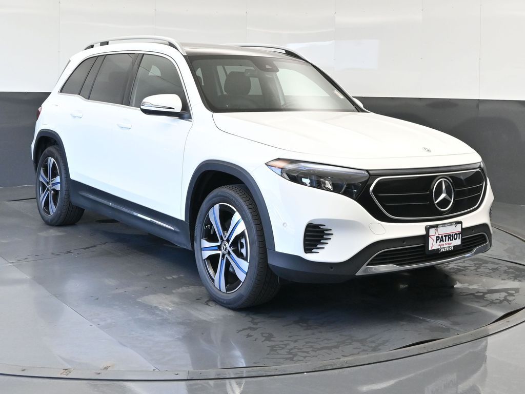 2023 Mercedes-Benz EQB 300 4MATIC AWD