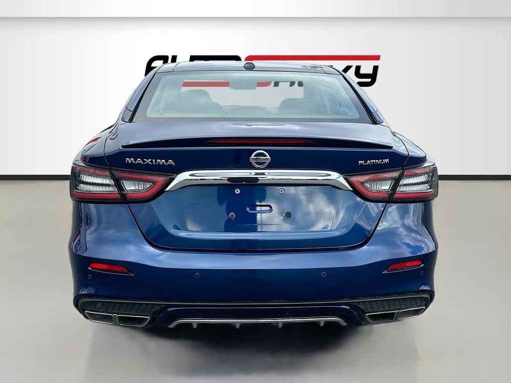 Used 2021 Blue Nissan Platinum image 6