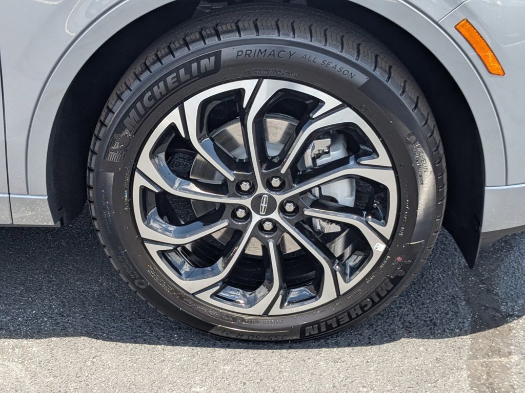 2025 Lincoln Nautilus Hybrid Reserve