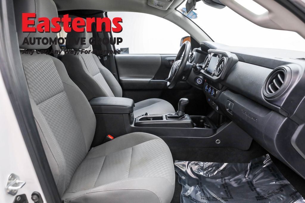 Used 2021 White Toyota SR image 22