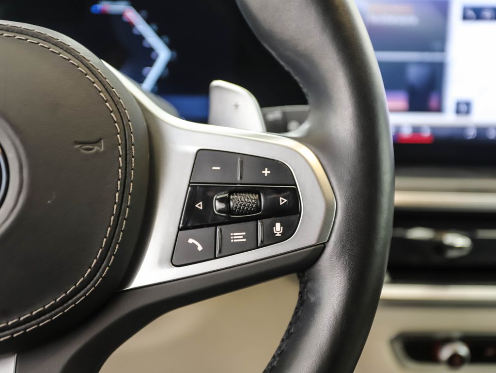 Thumbnail: 2024 BMW X5 - 13