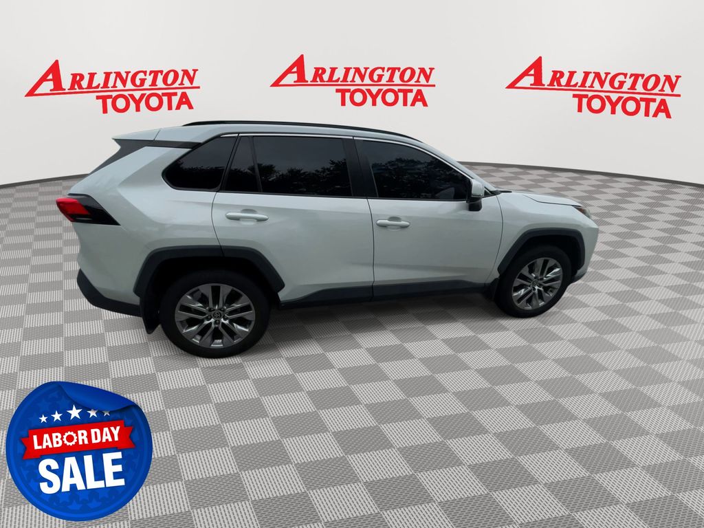 Used 2021 Toyota RAV4 SUV