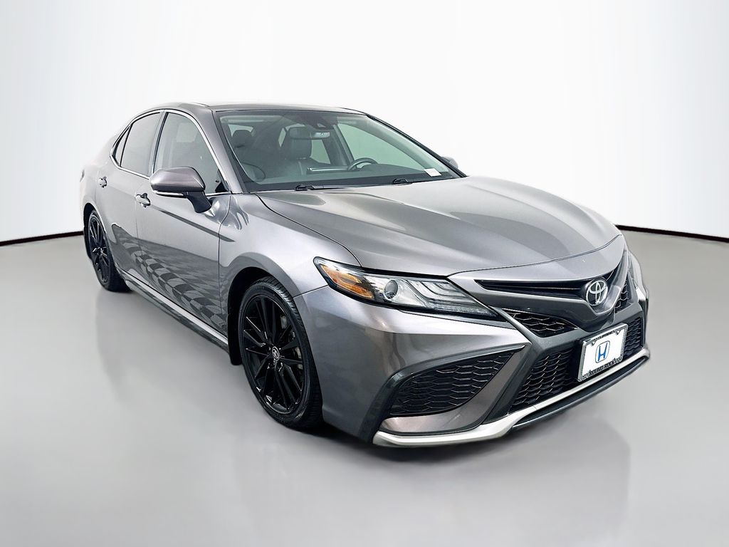 Thumbnail: 2021 Toyota Camry - 3