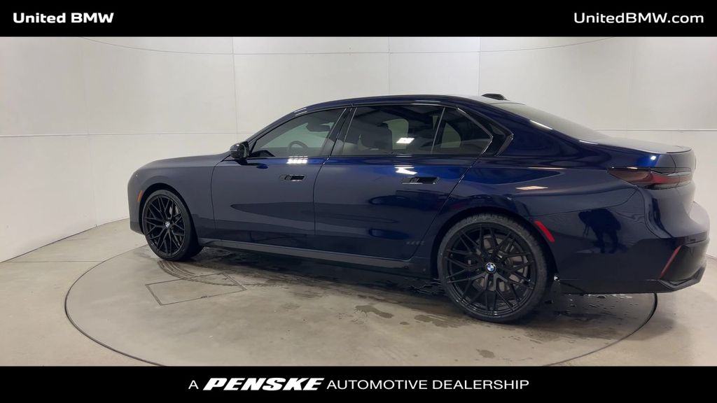 2023 BMW 7 Series 740i 6