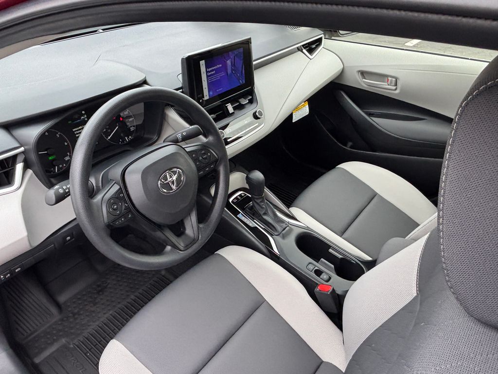 Thumbnail: 2025 Toyota Corolla - 9