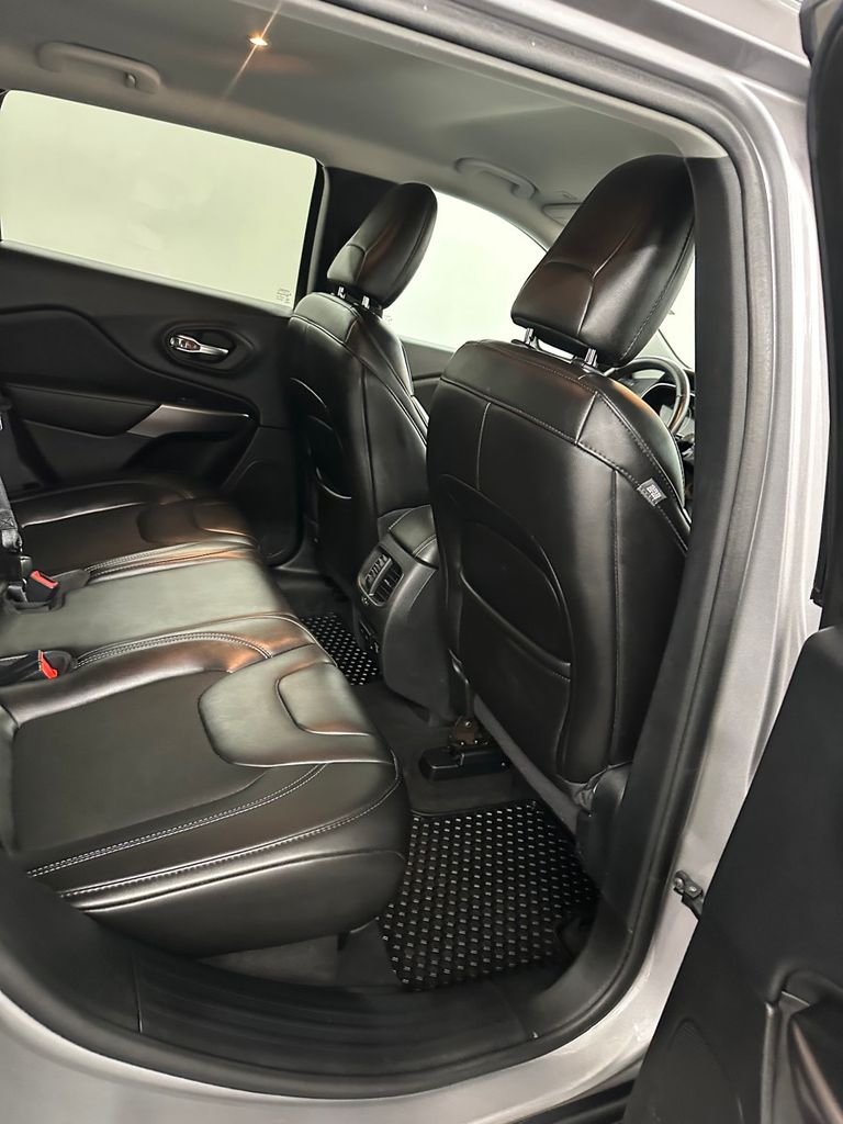 used 2019 Jeep Cherokee car, priced at $15,985