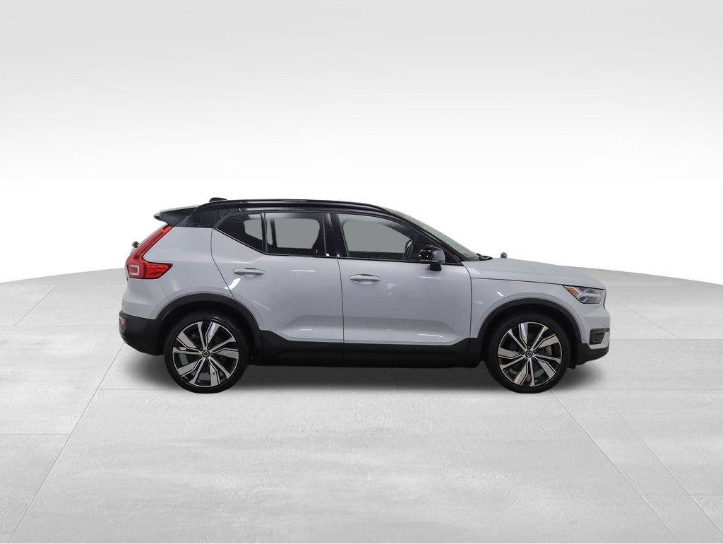 2021 Volvo XC40 Recharge Core 6