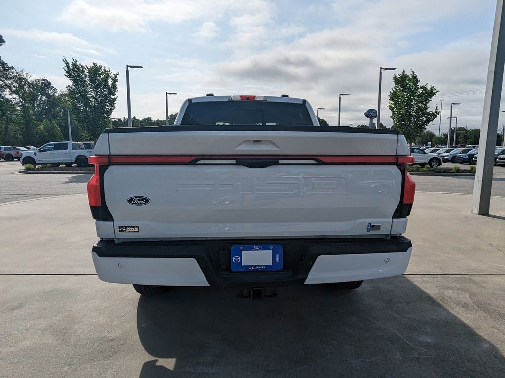 2025 Ford F-150 Lightning Lariat