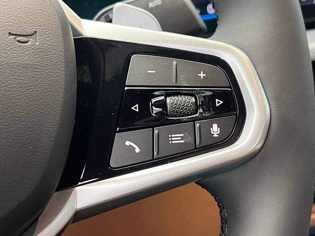 Thumbnail: 2026 BMW 3 Series - 18